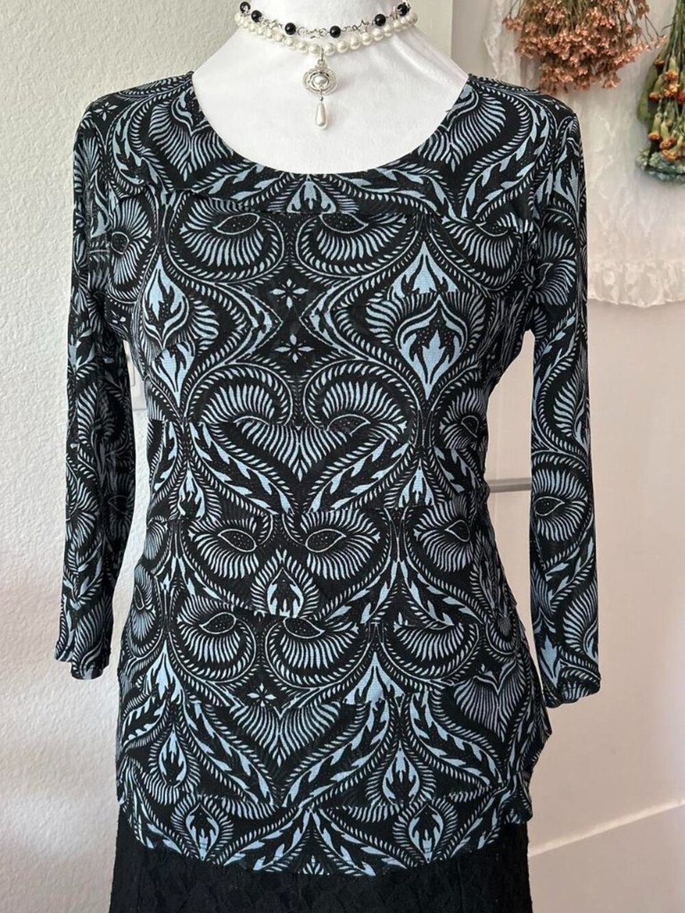Y2K Alfani Blue and Black 3/4 Sleeve Micro Mesh Top